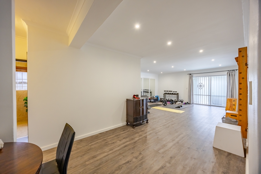 4 Bedroom Property for Sale in Milnerton Ridge Western Cape